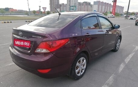 Hyundai Solaris II рестайлинг, 2011 год, 830 000 рублей, 6 фотография