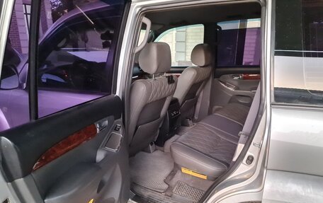 Toyota Land Cruiser Prado 120 рестайлинг, 2004 год, 1 900 000 рублей, 14 фотография