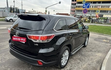 Toyota Highlander III, 2014 год, 3 650 000 рублей, 6 фотография