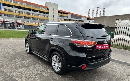 Toyota Highlander III, 2014 год, 3 650 000 рублей, 5 фотография