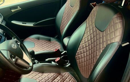 Hyundai Solaris II рестайлинг, 2015 год, 1 100 000 рублей, 6 фотография