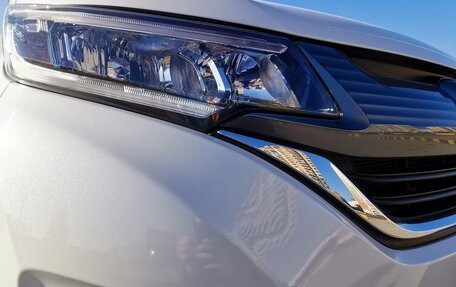 Honda Freed II, 2016 год, 1 599 000 рублей, 2 фотография