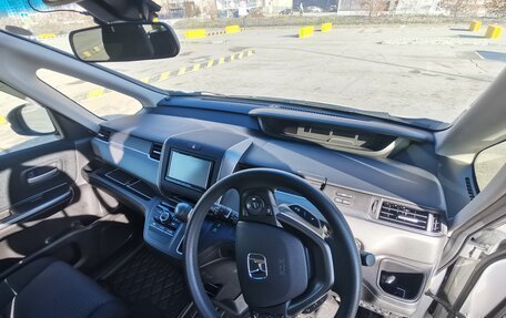 Honda Freed II, 2016 год, 1 599 000 рублей, 7 фотография