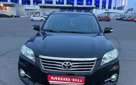Toyota RAV4, 2010 год, 1 570 000 рублей, 2 фотография