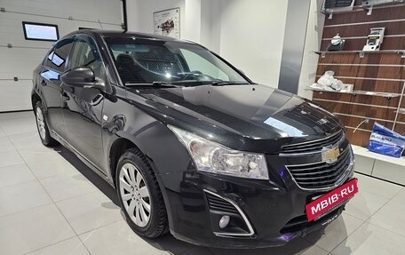 Chevrolet Cruze II, 2013 год, 519 000 рублей, 3 фотография