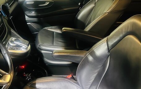 Mercedes-Benz V-Класс, 2019 год, 4 650 000 рублей, 10 фотография