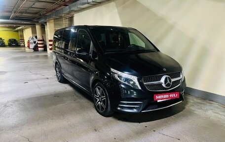 Mercedes-Benz V-Класс, 2019 год, 4 650 000 рублей, 6 фотография