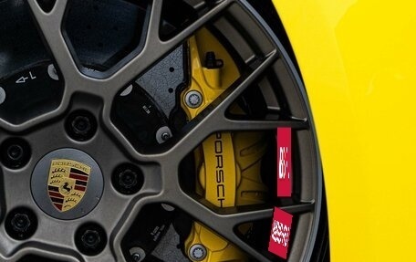 Porsche 911, 2018 год, 13 278 097 рублей, 13 фотография