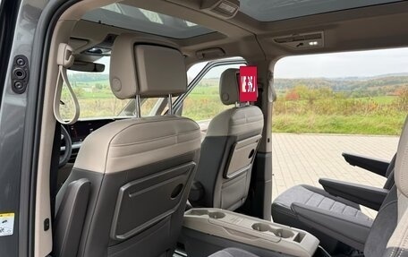 Volkswagen Multivan, 2025 год, 8 300 000 рублей, 24 фотография