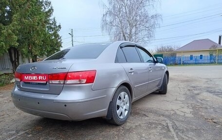 Hyundai Sonata VI, 2010 год, 830 000 рублей, 3 фотография