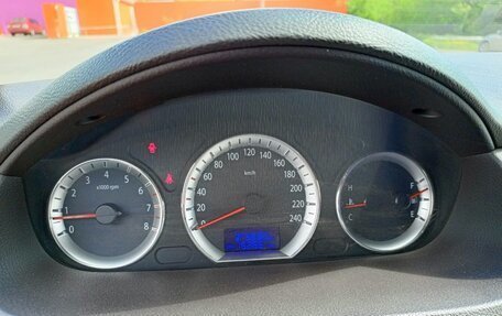 Hyundai Sonata VI, 2010 год, 830 000 рублей, 8 фотография