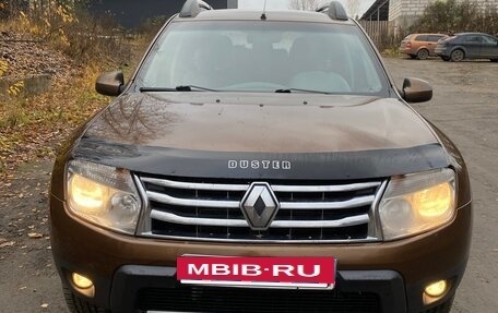 Renault Duster I рестайлинг, 2012 год, 960 000 рублей, 2 фотография