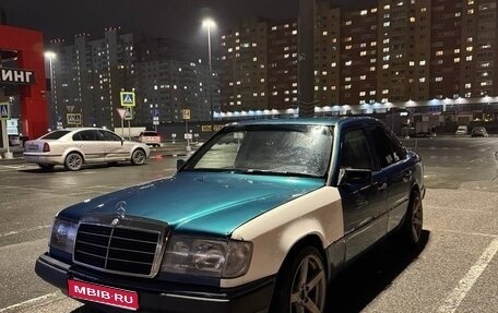 Mercedes-Benz E-Класс, 1993 год, 370 000 рублей, 1 фотография