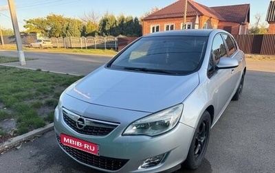 Opel Astra J, 2011 год, 780 000 рублей, 1 фотография