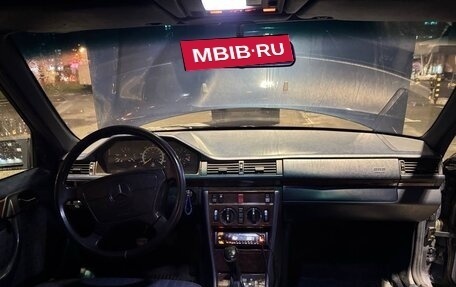 Mercedes-Benz E-Класс, 1993 год, 370 000 рублей, 13 фотография