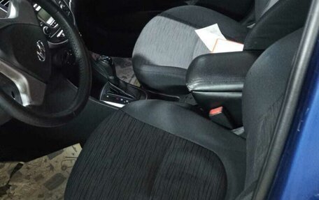 Hyundai Solaris II рестайлинг, 2016 год, 670 000 рублей, 9 фотография