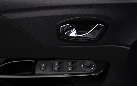 Renault Kaptur I рестайлинг, 2017 год, 1 399 000 рублей, 29 фотография