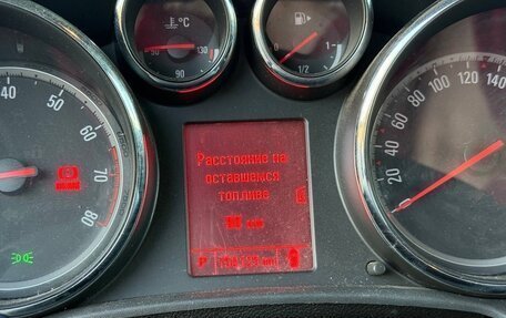 Opel Astra J, 2011 год, 780 000 рублей, 9 фотография