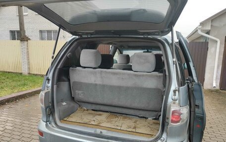 Toyota Estima III рестайлинг -2, 2002 год, 700 000 рублей, 5 фотография