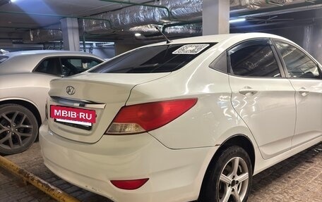 Hyundai Solaris II рестайлинг, 2011 год, 770 000 рублей, 8 фотография