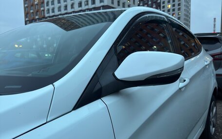 Hyundai Solaris II рестайлинг, 2011 год, 770 000 рублей, 23 фотография