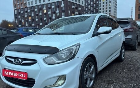 Hyundai Solaris II рестайлинг, 2011 год, 770 000 рублей, 21 фотография