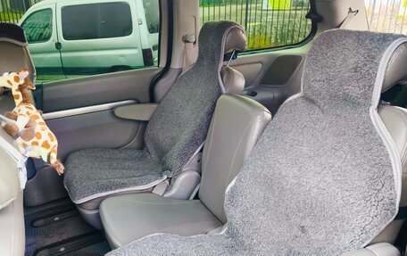 KIA Carnival III, 2009 год, 1 500 000 рублей, 17 фотография