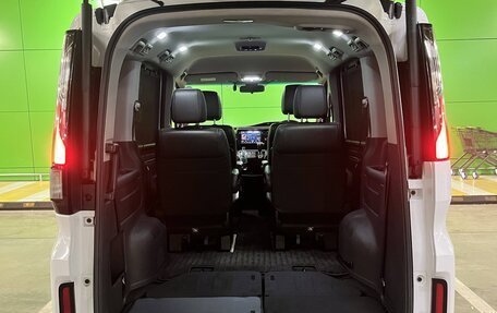 Honda Stepwgn IV, 2021 год, 2 790 000 рублей, 38 фотография