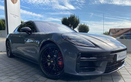 Porsche Panamera, 2025 год, 24 500 000 рублей, 2 фотография