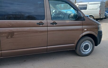 Volkswagen Caravelle T5, 2011 год, 1 400 000 рублей, 14 фотография