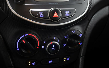 Hyundai Solaris II рестайлинг, 2016 год, 898 000 рублей, 18 фотография