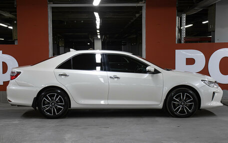 Toyota Camry, 2017 год, 2 298 000 рублей, 4 фотография