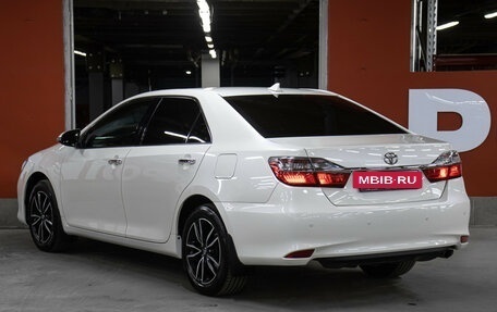 Toyota Camry, 2017 год, 2 298 000 рублей, 7 фотография