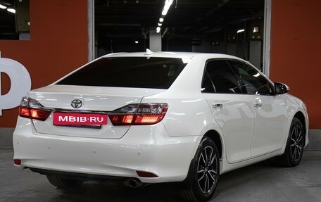 Toyota Camry, 2017 год, 2 298 000 рублей, 5 фотография
