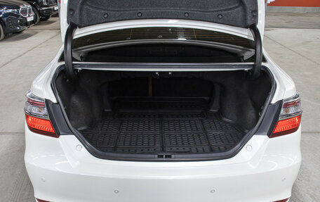 Toyota Camry, 2017 год, 2 298 000 рублей, 10 фотография