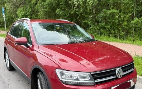 Volkswagen Tiguan II, 2018 год, 1 625 000 рублей, 1 фотография