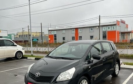 Toyota Verso I, 2010 год, 720 000 рублей, 1 фотография