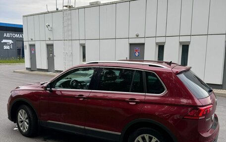 Volkswagen Tiguan II, 2018 год, 1 625 000 рублей, 9 фотография