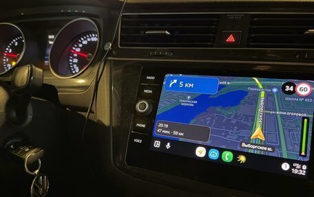 Volkswagen Tiguan II, 2018 год, 1 625 000 рублей, 12 фотография