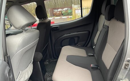 Mitsubishi L200 IV рестайлинг, 2014 год, 1 590 000 рублей, 12 фотография