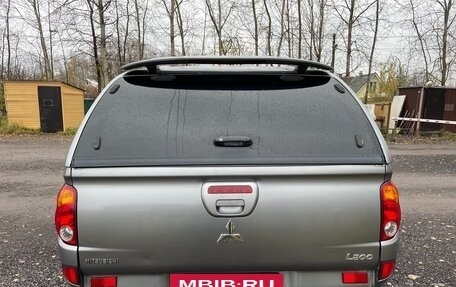 Mitsubishi L200 IV рестайлинг, 2014 год, 1 590 000 рублей, 6 фотография