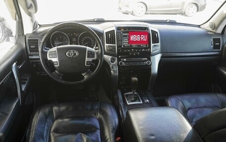 Toyota Land Cruiser 200, 2012 год, 4 095 000 рублей, 6 фотография