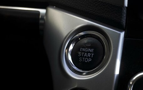 Toyota Land Cruiser 200, 2012 год, 4 095 000 рублей, 13 фотография