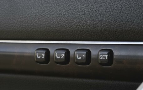 Toyota Land Cruiser 200, 2012 год, 4 095 000 рублей, 22 фотография