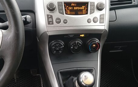 Toyota Verso I, 2010 год, 720 000 рублей, 15 фотография