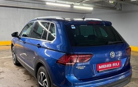 Volkswagen Tiguan II, 2018 год, 2 049 999 рублей, 6 фотография