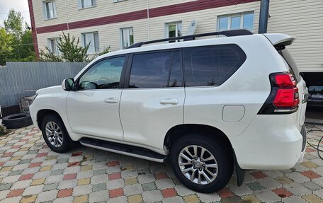 Toyota Land Cruiser Prado 150 рестайлинг 2, 2017 год, 5 200 000 рублей, 1 фотография