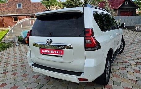 Toyota Land Cruiser Prado 150 рестайлинг 2, 2017 год, 5 200 000 рублей, 5 фотография