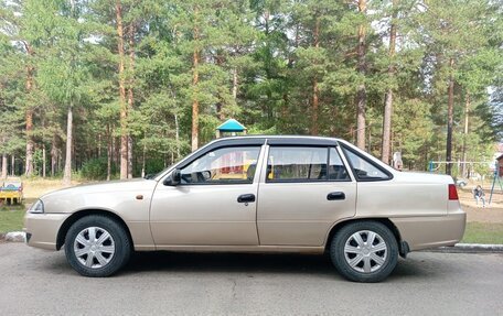 Daewoo Nexia I рестайлинг, 2013 год, 250 000 рублей, 4 фотография