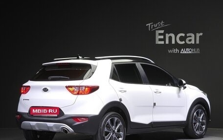 KIA Stonic, 2022 год, 1 320 143 рублей, 3 фотография